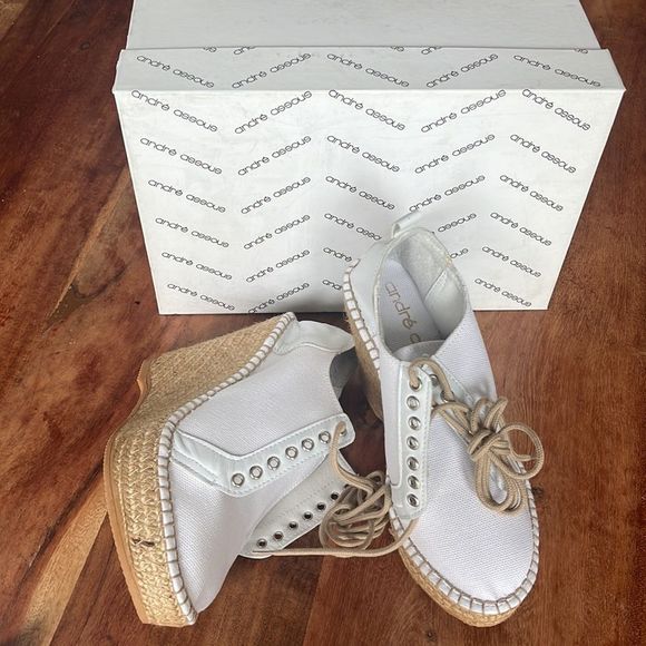 Andre Assous Canvas Wedges, Size 36 - Picture 2 of 5